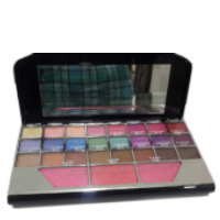 Order Rakhi Eye Shadow Cosmetic Kit on Rakhi and Send Rakhi Gift Delivery in India