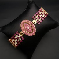 Women Watch Delivery in India